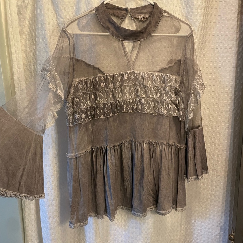 POL bell sleeve top